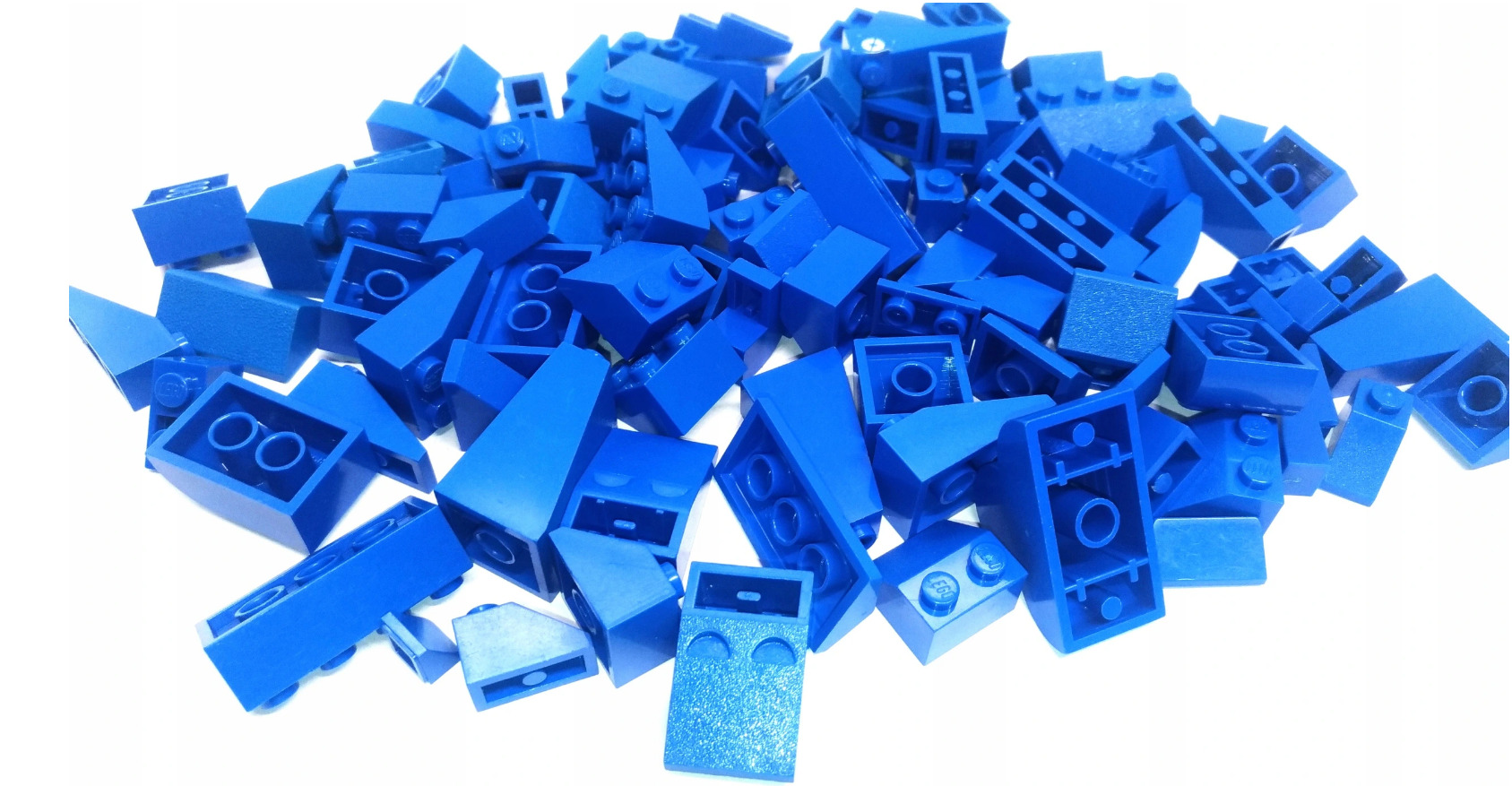 077 Lego 0,1kg niebieskie skosy dachówki mix 100 g 4 56ded36faf294fab0c69117728b9fece