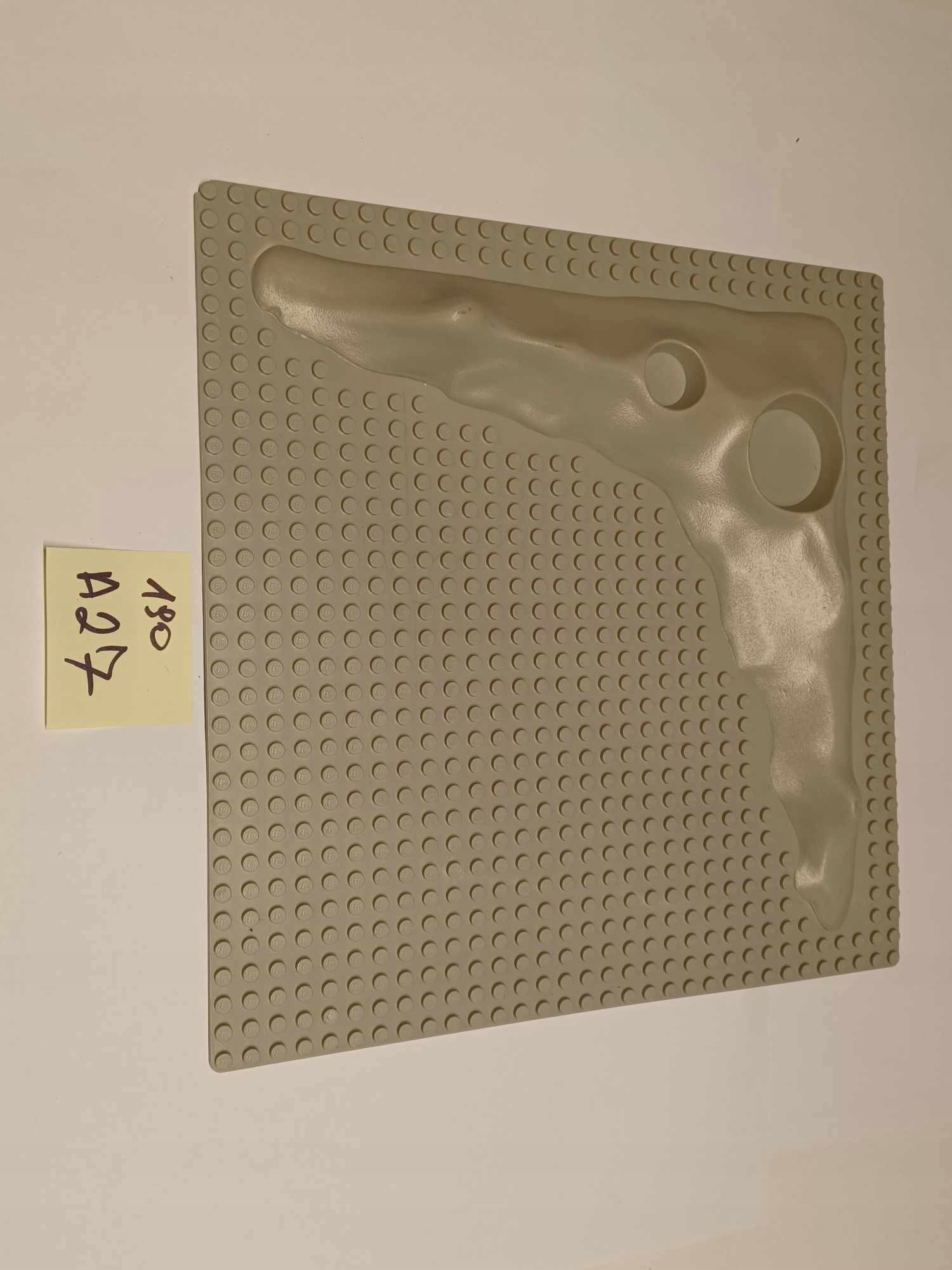 190A27. LEGO płyta konstrukcyjna cieńka 32x32 cieńka USZKODZONA 3D 3947 1 28a2cd511dd5db584eab2edcf1d70c25