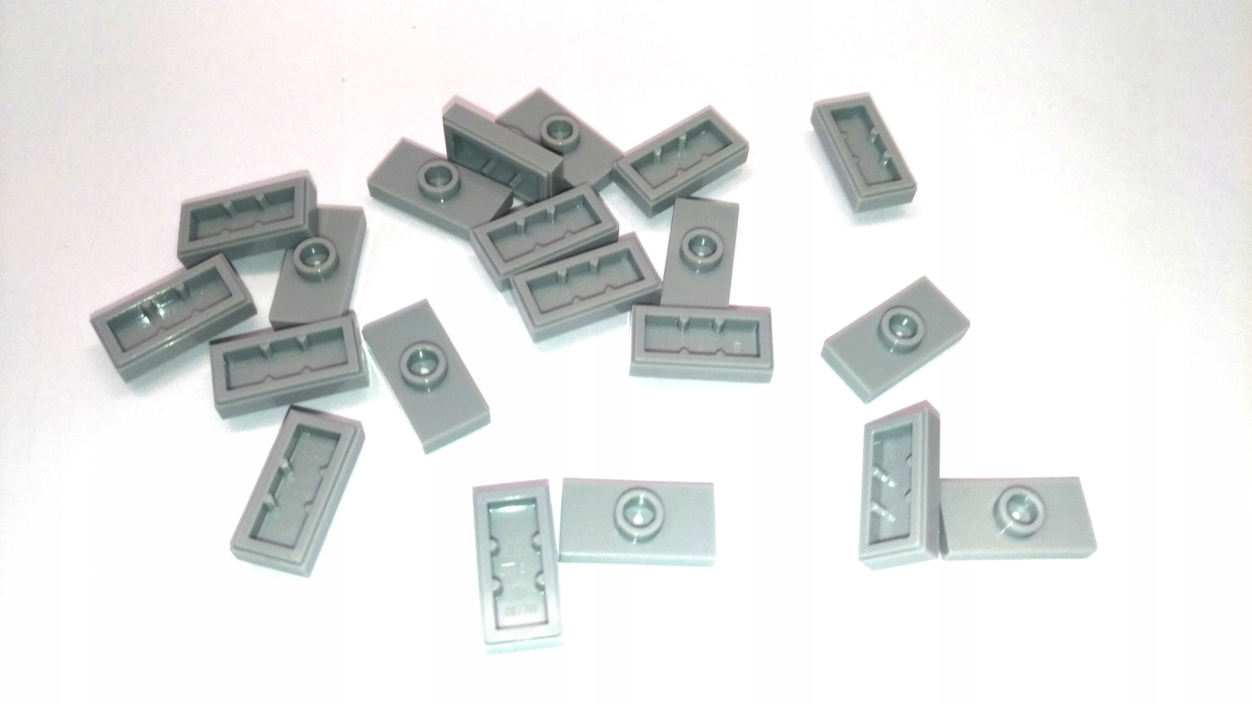 186e. LEGO 15573 płytka1x2 szary 20szt 1 4dd8f0993532a4dac3937acaacb0bcfe
