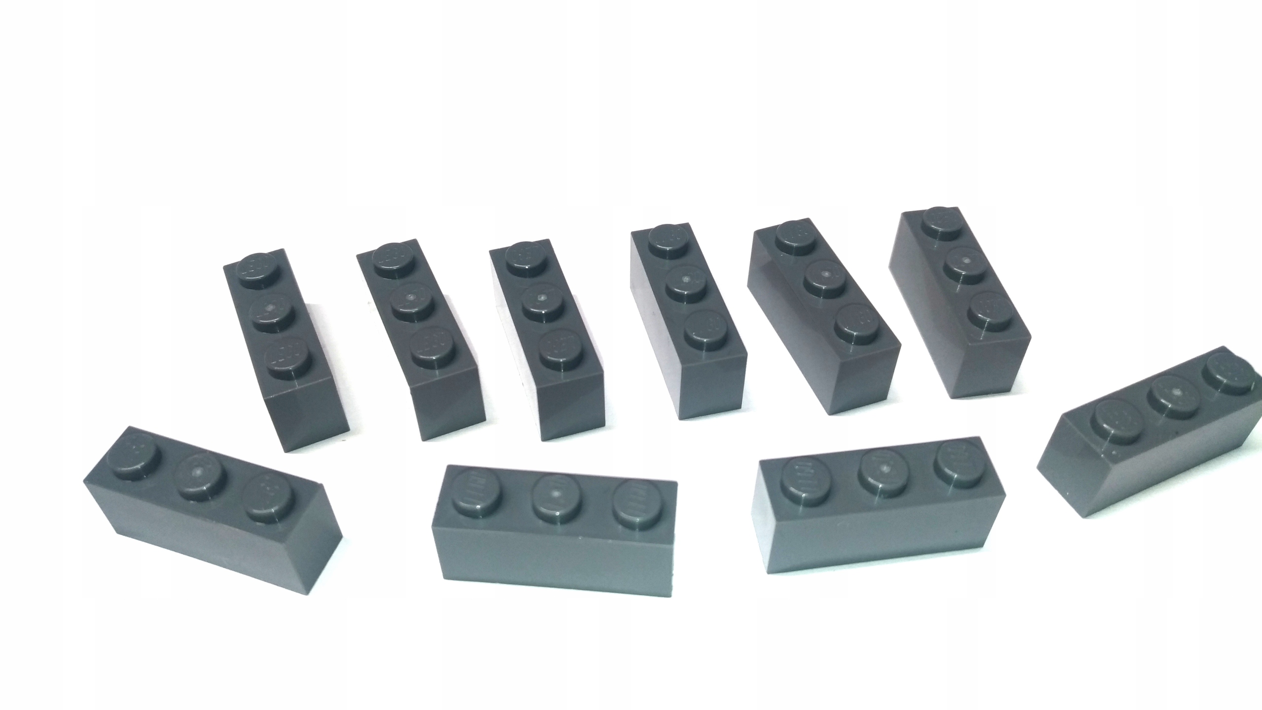 161c Lego 3622 Brick Cegła 1X3 szary ciemny 10 Szt 1 28276bc4d61fc4ab842d75c5adb3d71d