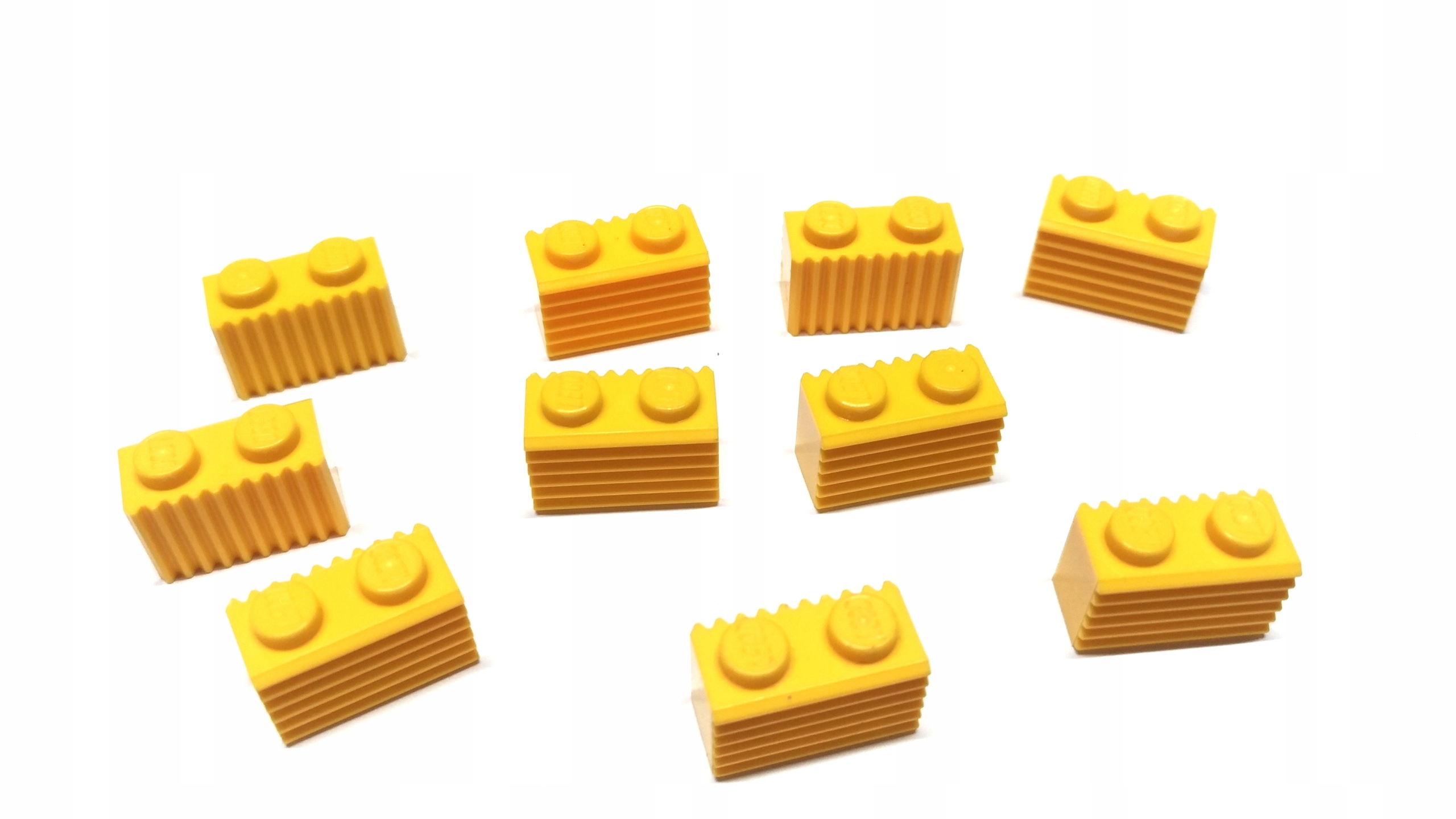 096f. LEGO 1x2 2877 murek żółty - 10 sztuk siano 1 2cbf084bfcf2a471224b3f22c3eae2a9