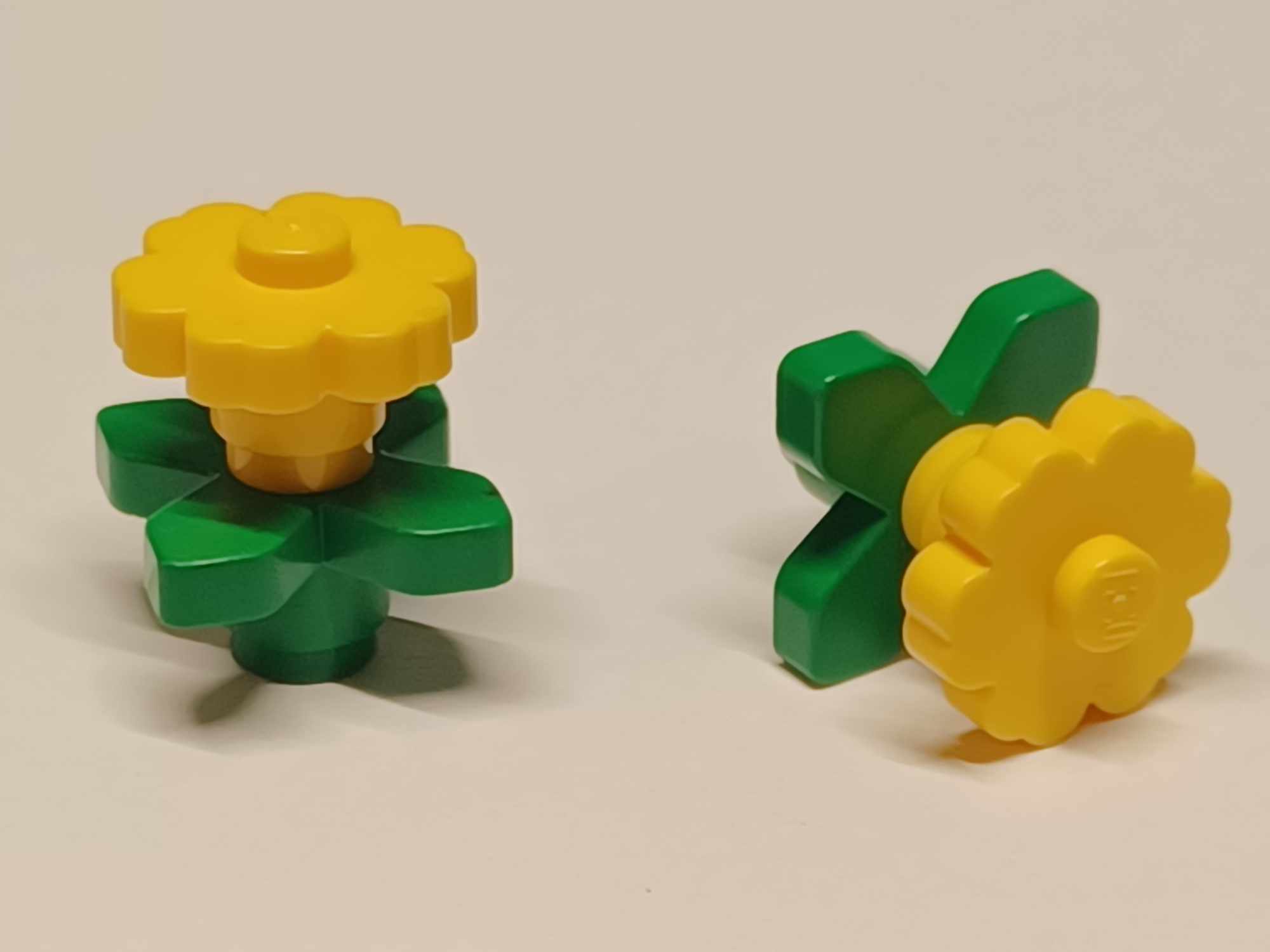 627D15. Lego kwiat roślina 4728 + liść 4727 - komplet żółty pełny 2 2b4e311568f82e2024400660349cfccf