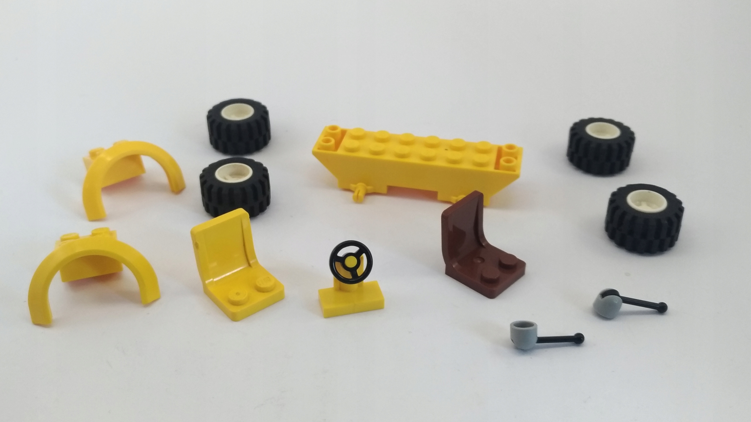 181a. Lego zestaw do budowy auta 30277 6015 żółte 2 4e0b45a69d04055b362727f50ecd4eea