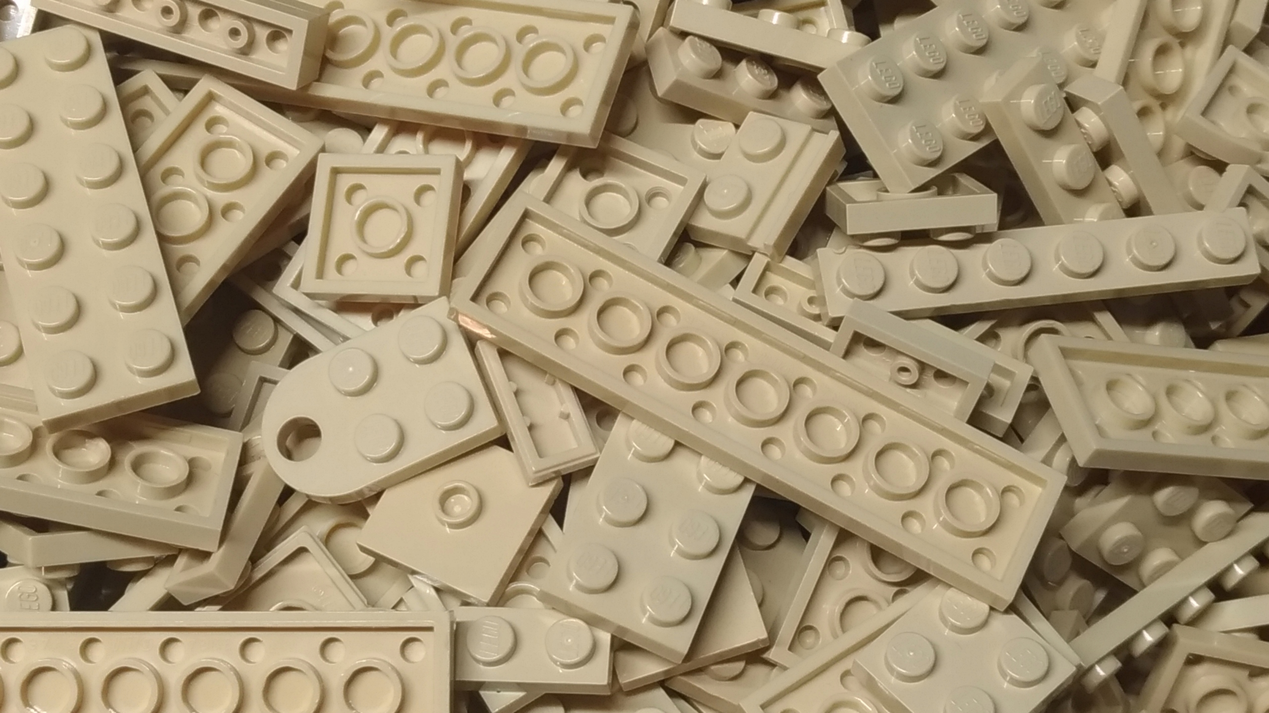 080. Lego piaskowe tan płaskie 100g MIX 0,1kg 3 180215fe728f96b1c5d5357bf6140081