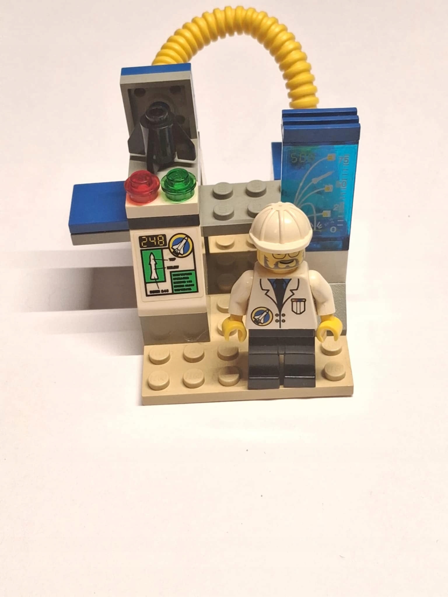67y8. Lego system 6452 Mini Rocket Launcher 2 600143213780176aad5ff826b4098880