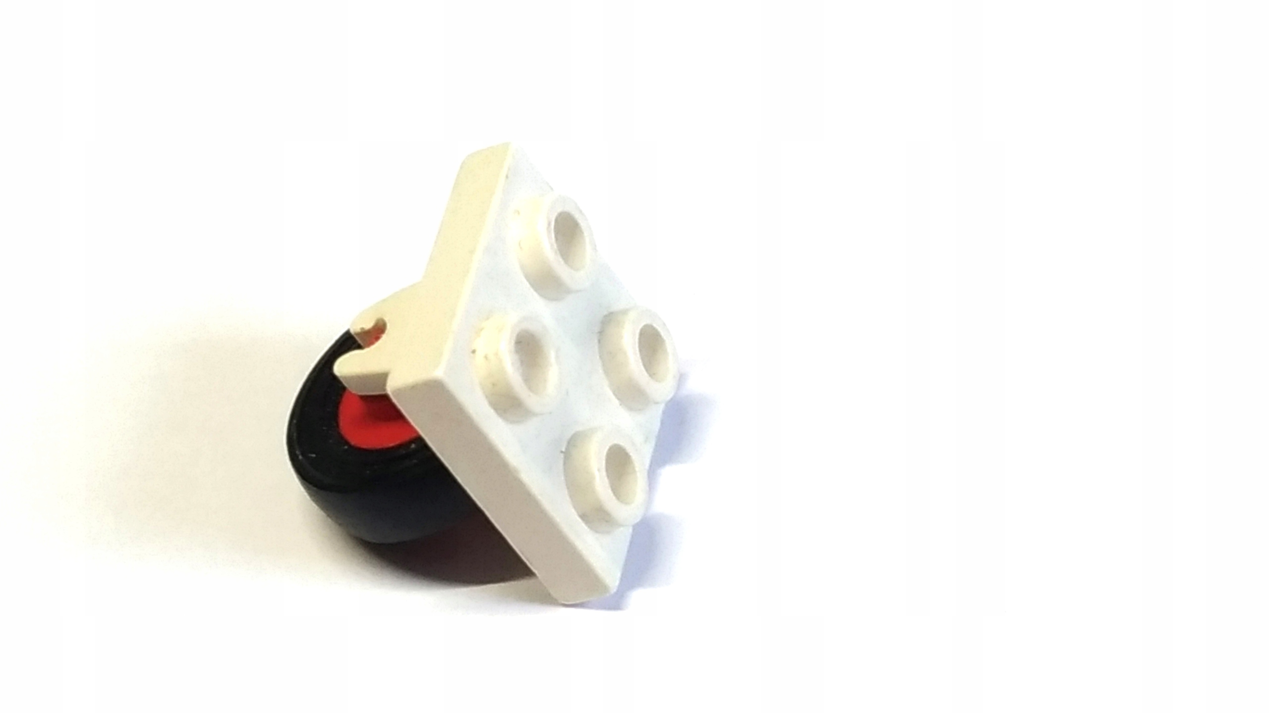 038t. Lego koła podwozie 2x2 zaczep 3464 białe 1 dc532febfaec2db475815304ab2ab7d5