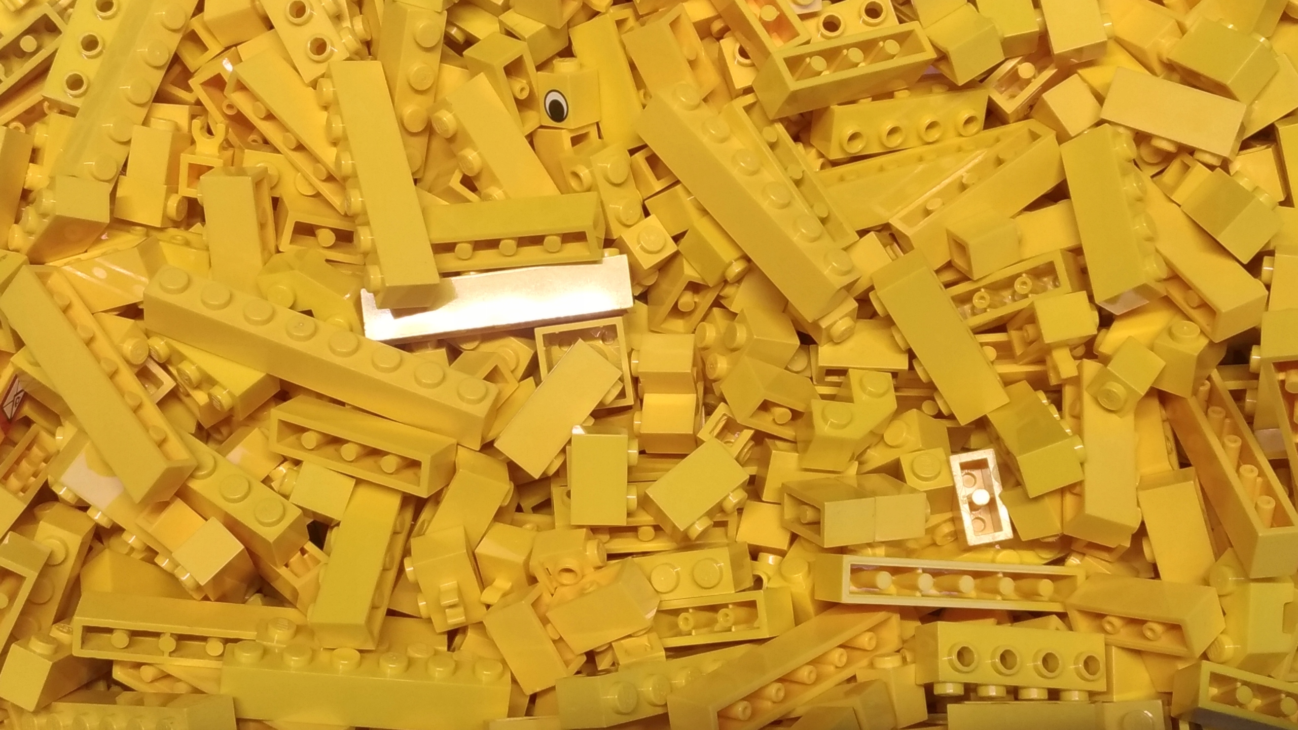051. Lego żółte brick 1x1, 1x2, 1x3..itd 0,1kg mix 2 05b4868dbe2e23fd14b565129f6a1308