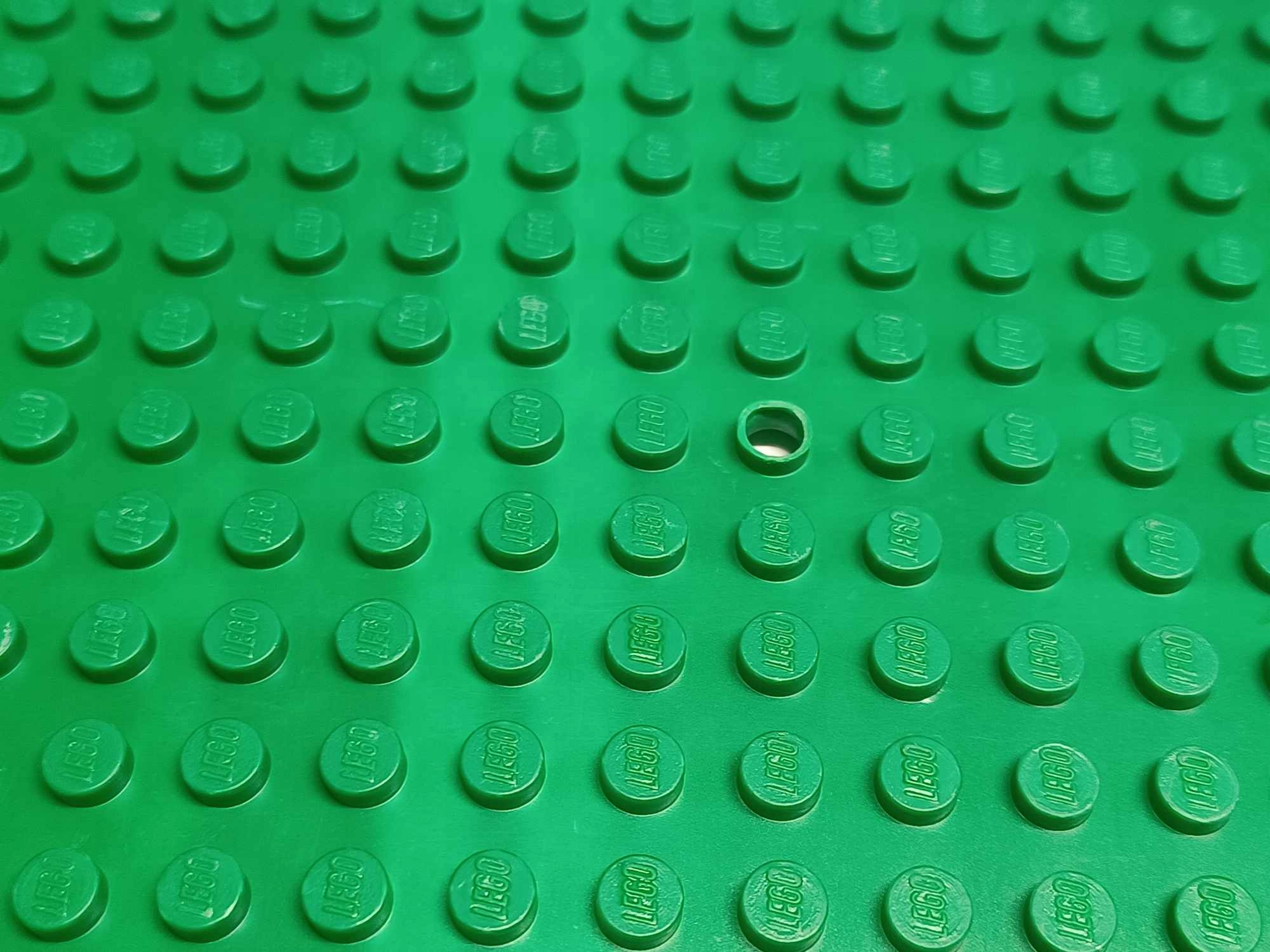 624x2. LEGO płyta konstrukcyjna cieńka 16x32 USZKODZONA 2 025f4378f77df89f3509eb45ce4abe00