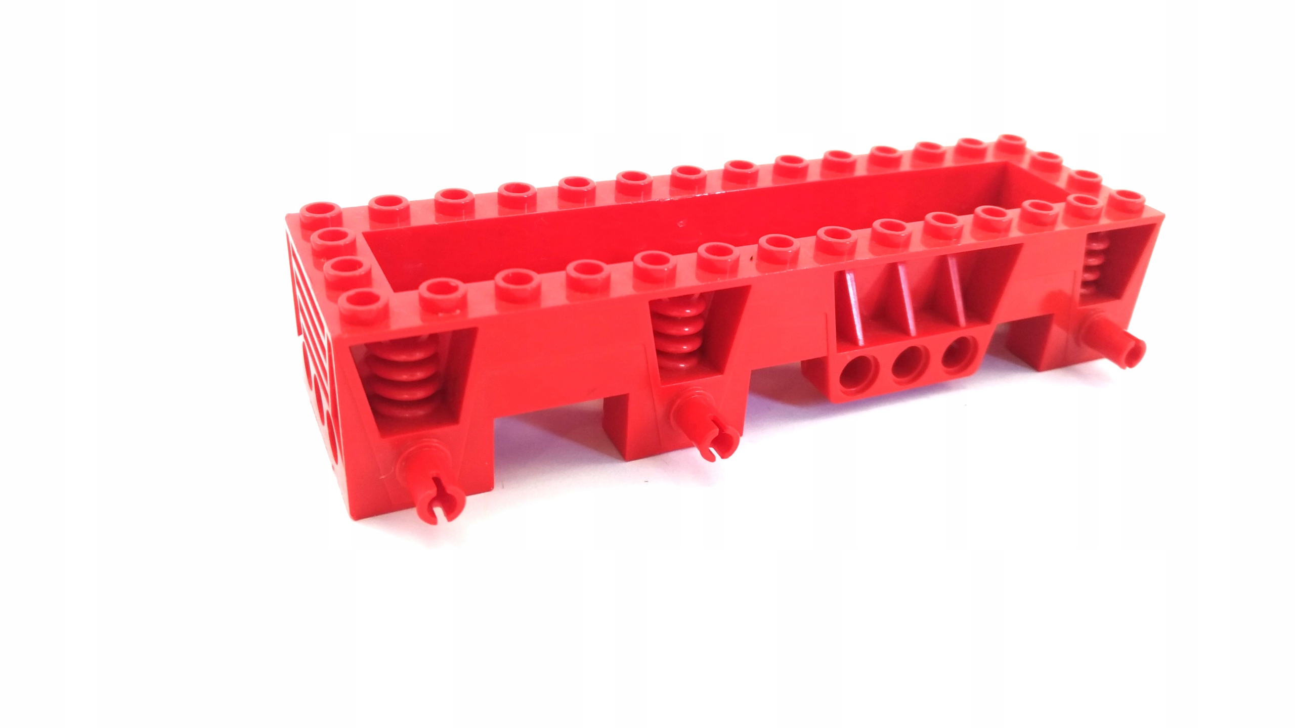 181h. Lego technic podwozie 30642 1szt czerwone 1 406a79cb425b6ae92d359db0a8dcff25