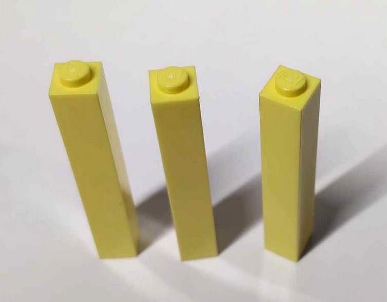 102x9 LEGO 2453a filar słupek 1x1x5 jasno żółty 1 a7ac9dae51fab6629252064501c4461a