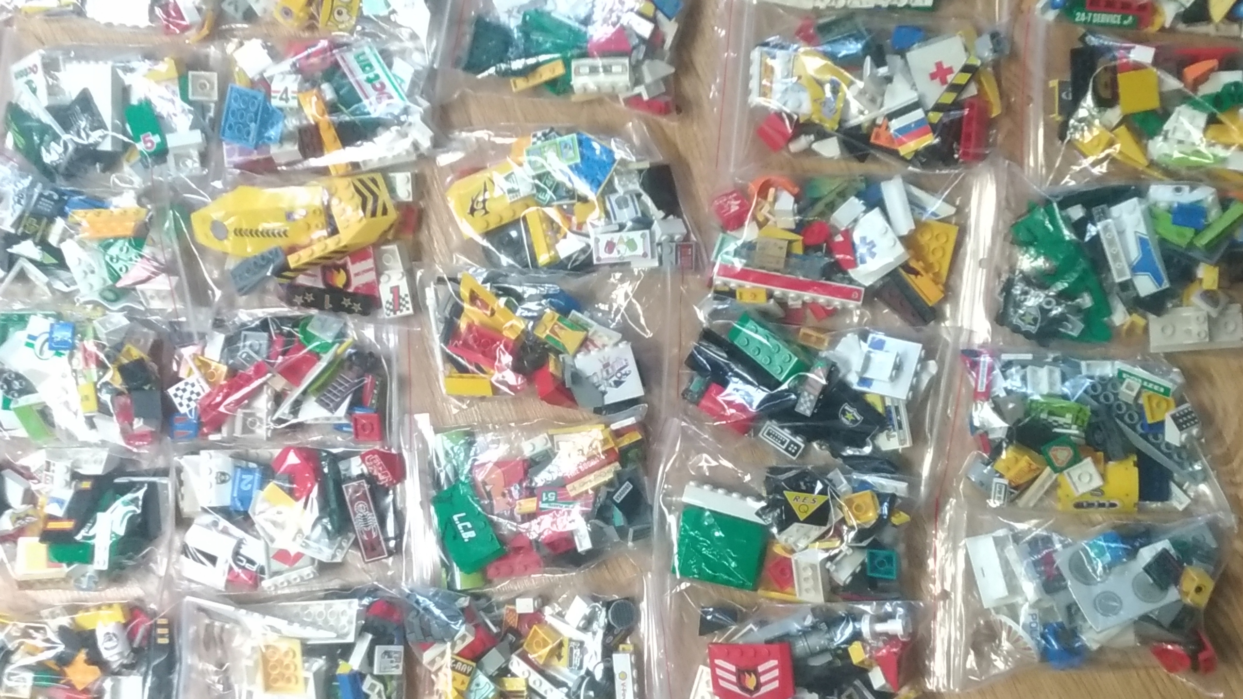 17. Lego Mix z nadrukiem naklejka 50g 40-45 sztuk 8 2aa18087605ea220e235ffc024305190