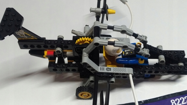 66Y3 Lego technic 8222 Samolot testowy VTOL Airpla LEGO Technic 8222 3 aebaaf216e29ced655ca8f4b8c7e9537