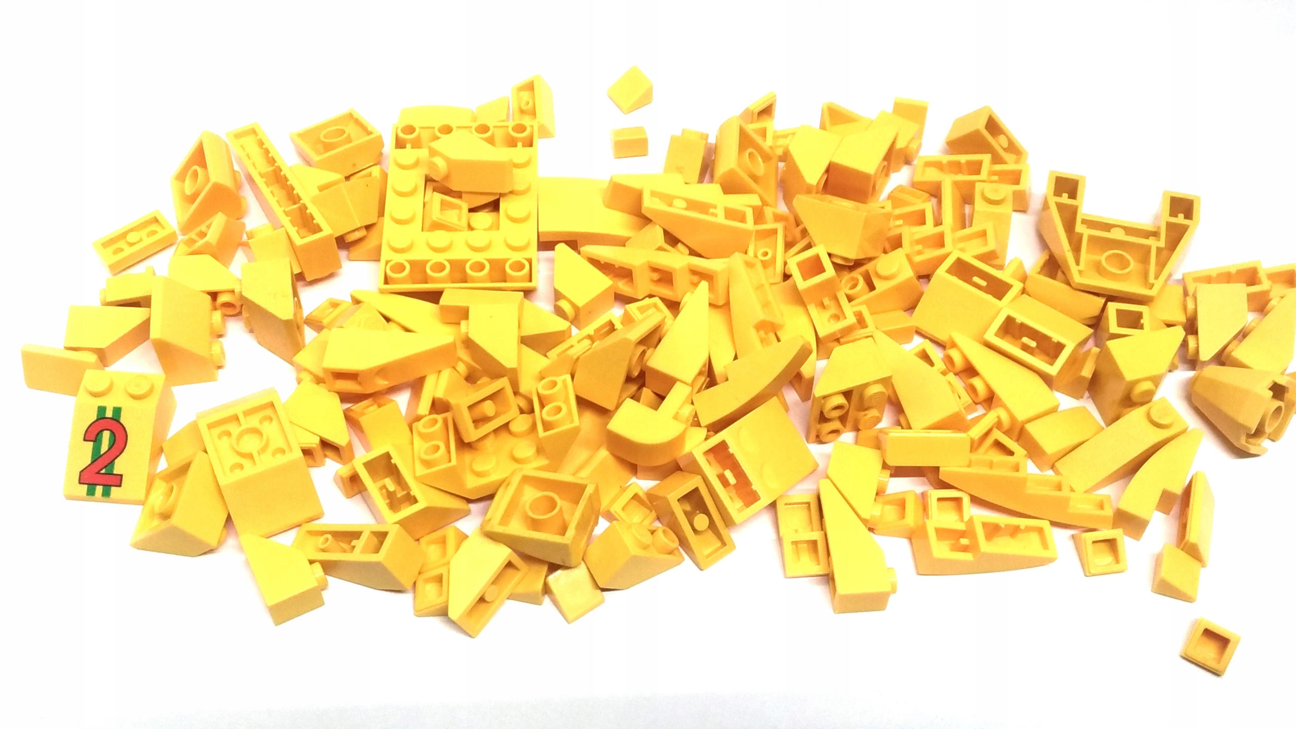 053. Lego 0,1kg żółte skosy dachówki mix 100 g 1 e659d65f0d79bdd23dd08abcae9e9f4c