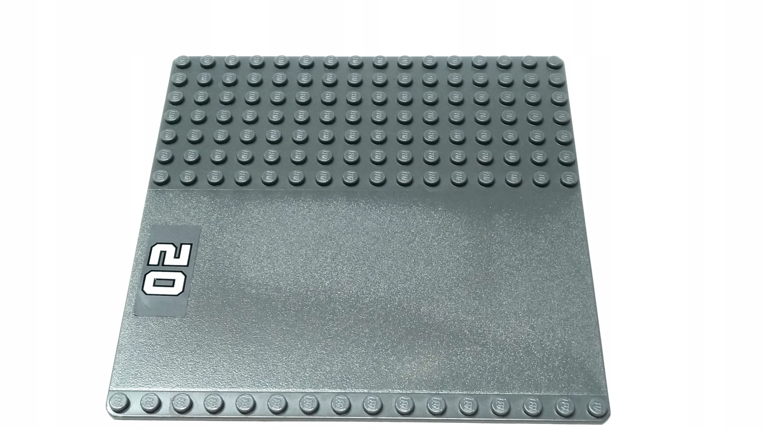034r LEGO 3867 płyta 16x16 szare remiza cieńka 1 0f53253ee8d160fc152ed49d54367c46