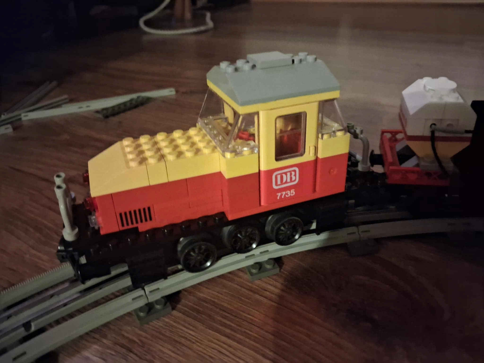 3A. Lego 7735 pociąg 12V lokomotywa i wagony train pociąg 12V. 7 006299ea42d49c939f3429966499cdec