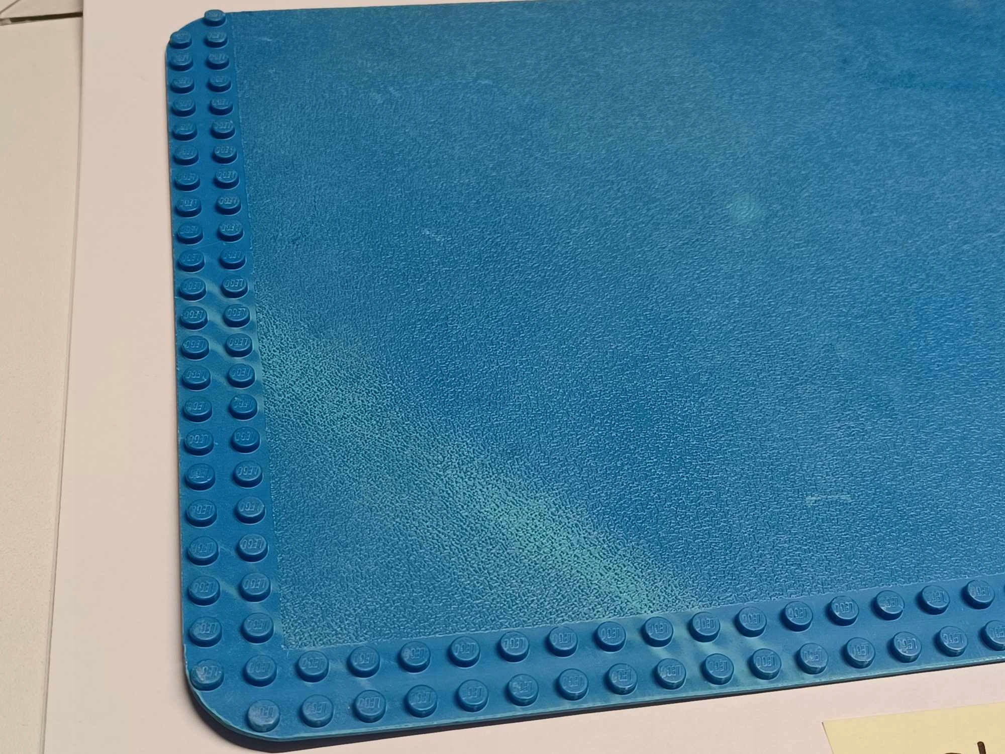 184x1. LEGO płyta konstrukcyjna cieńka 24x32 USZKODZONA 2 4dc1f7a8cc1f934d2252497732fbc358