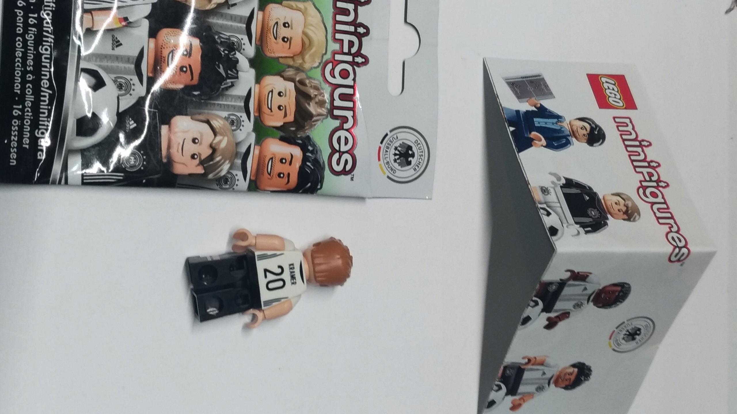 154j. Lego 71014 KRAMER piłkarz 20 2 437b9bc1631829a27a1cc01c1f2ab612