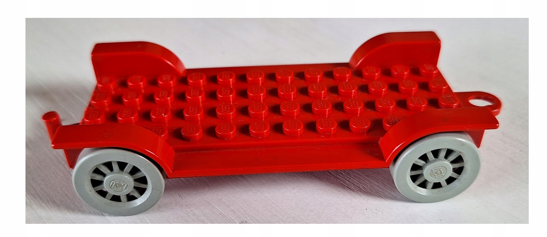 277d. Lego Fabuland podwozie 12x6 czerwone 1 2a970450ae3dc4b3c744455d032dcf1a