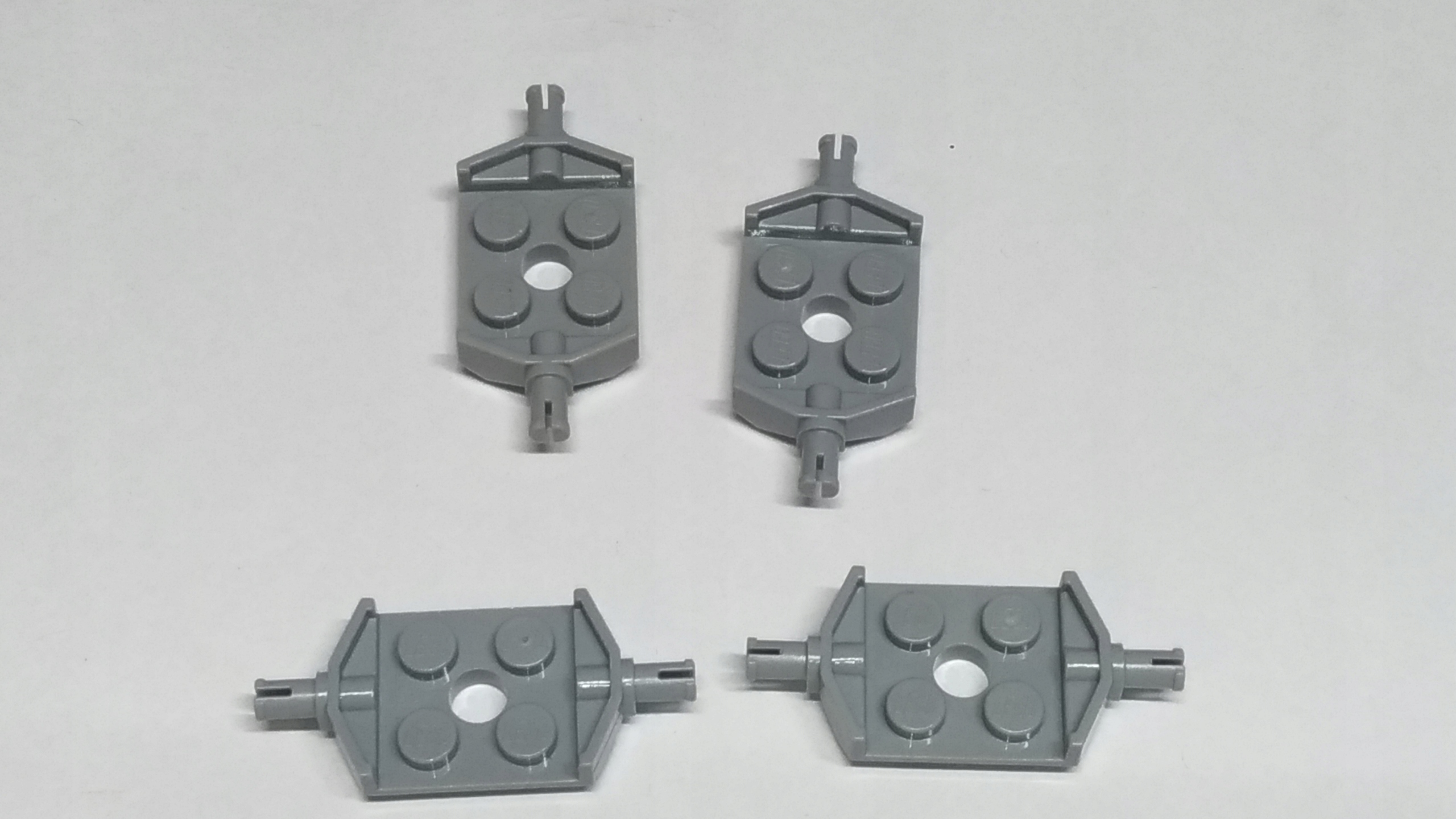 150g. Lego 6457 Płytka 2x2 z osią szary - 4 SZT 2 6863b8d744b9ac89c3804c23056045b2