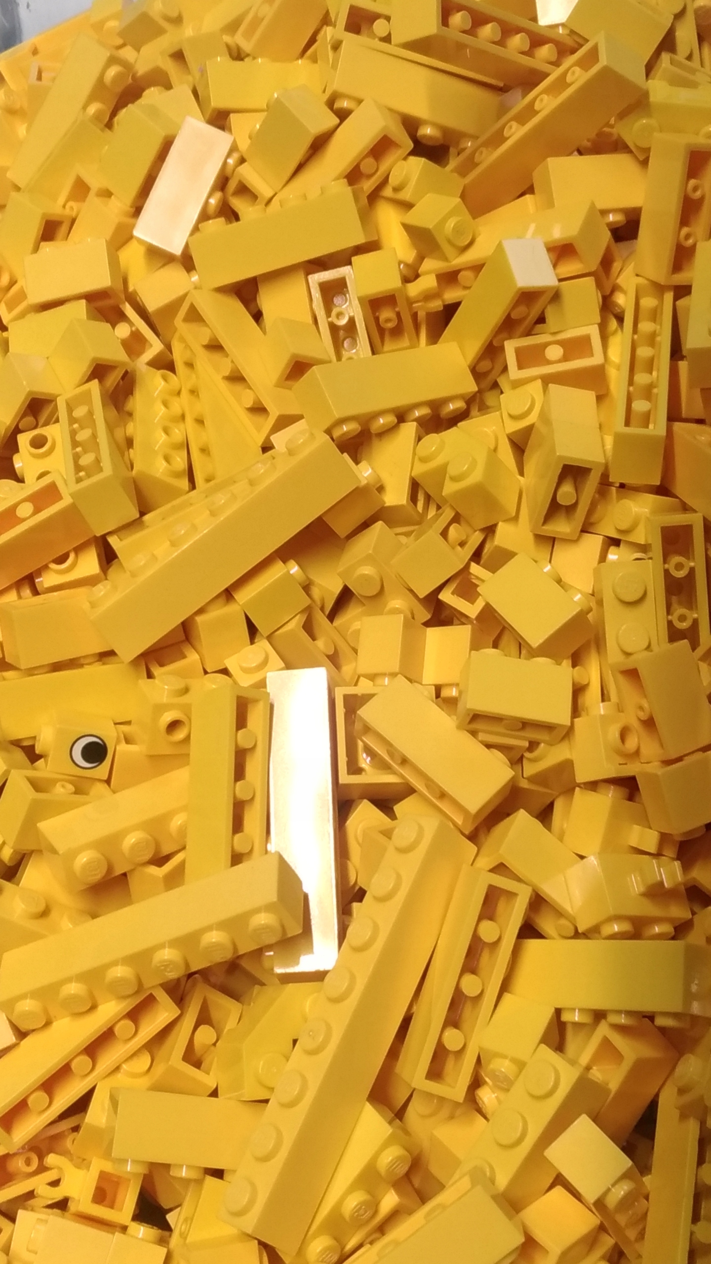 051. Lego żółte brick 1x1, 1x2, 1x3..itd 0,1kg mix 1 c3b9472118aba6c7a2e421ae0884f10f