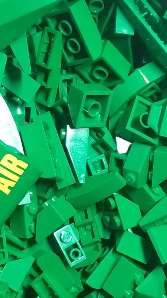 085. Lego 0,1kg zielone skosy dachówki mix 100 g 6 a6873373c9a1e6a01644db27c0d3a910