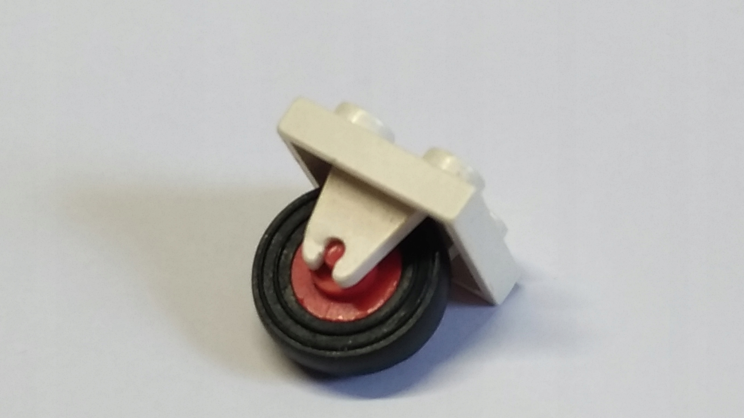 038t. Lego koła podwozie 2x2 zaczep 3464 białe 3 8fa667e217e9772fdcb87ea8d2a2e208