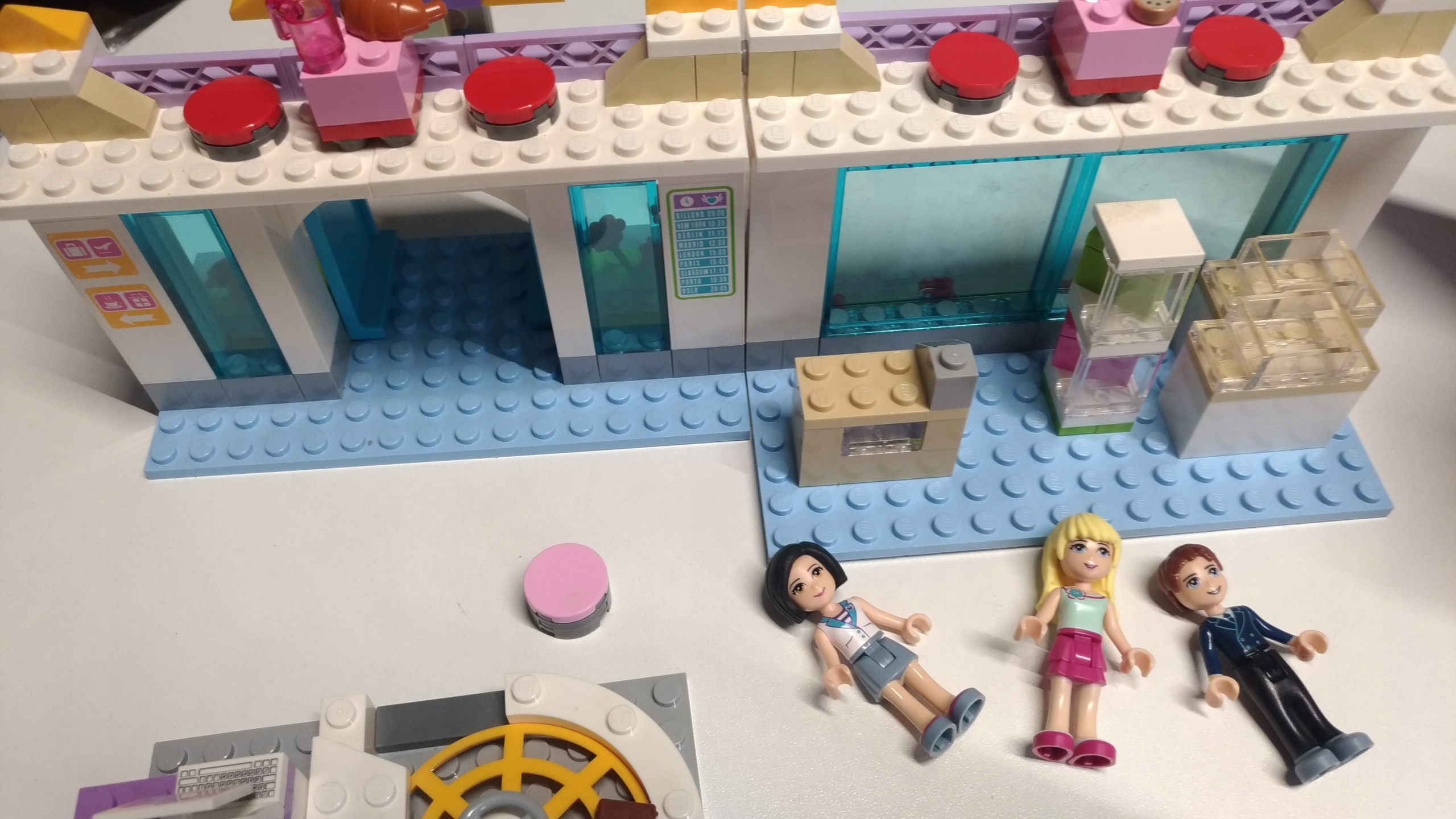 66ai Lego 41109 Friends Samolot Lotnisko w Heartla 8 d3b79b8c3e8c5f5637bca0850d1439aa
