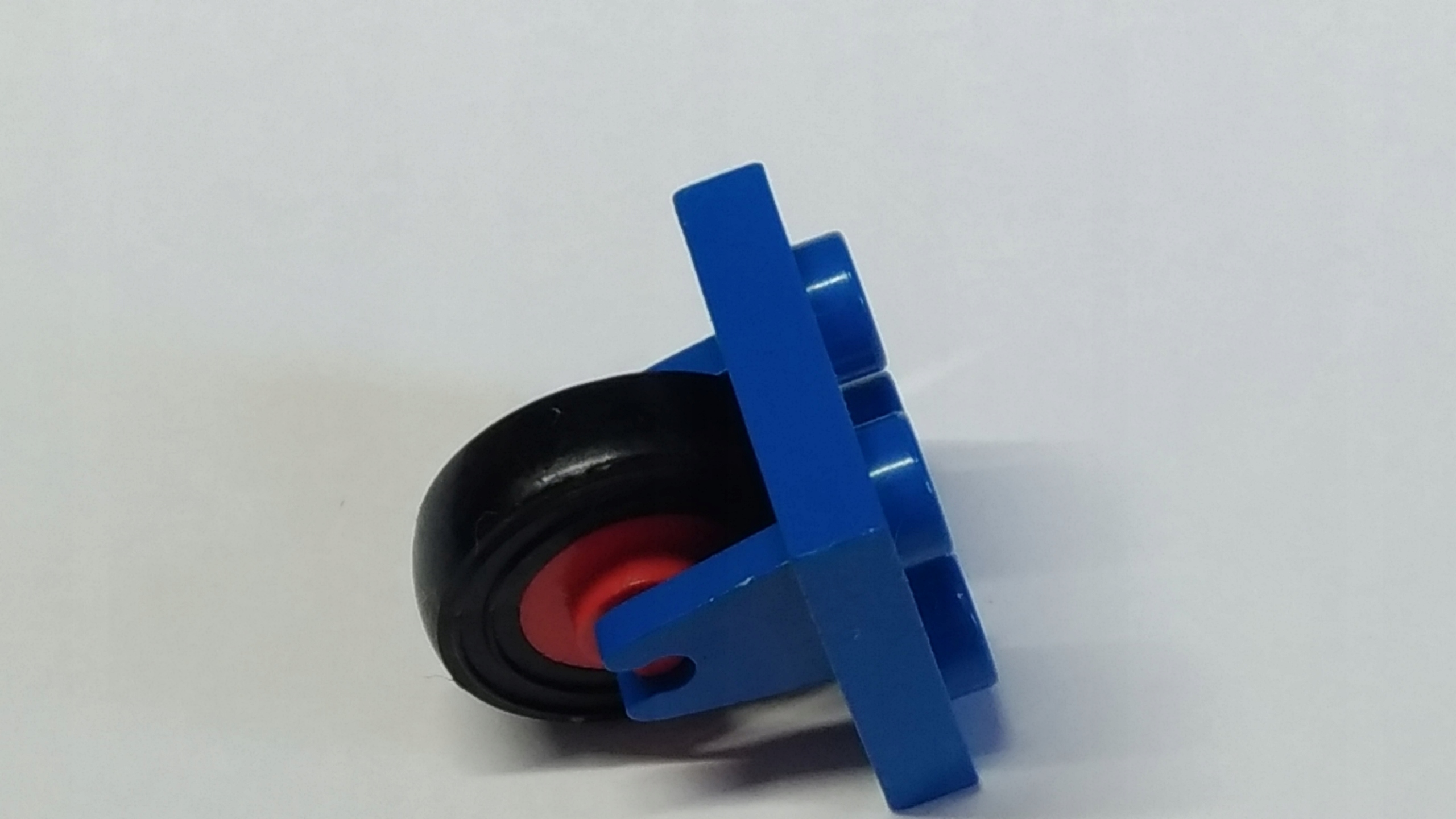 038r. Lego koła podwozie 2x2 zaczep 3464 niebieski 3 eb9acf3c7f518309a62ce002cfb5c1c9