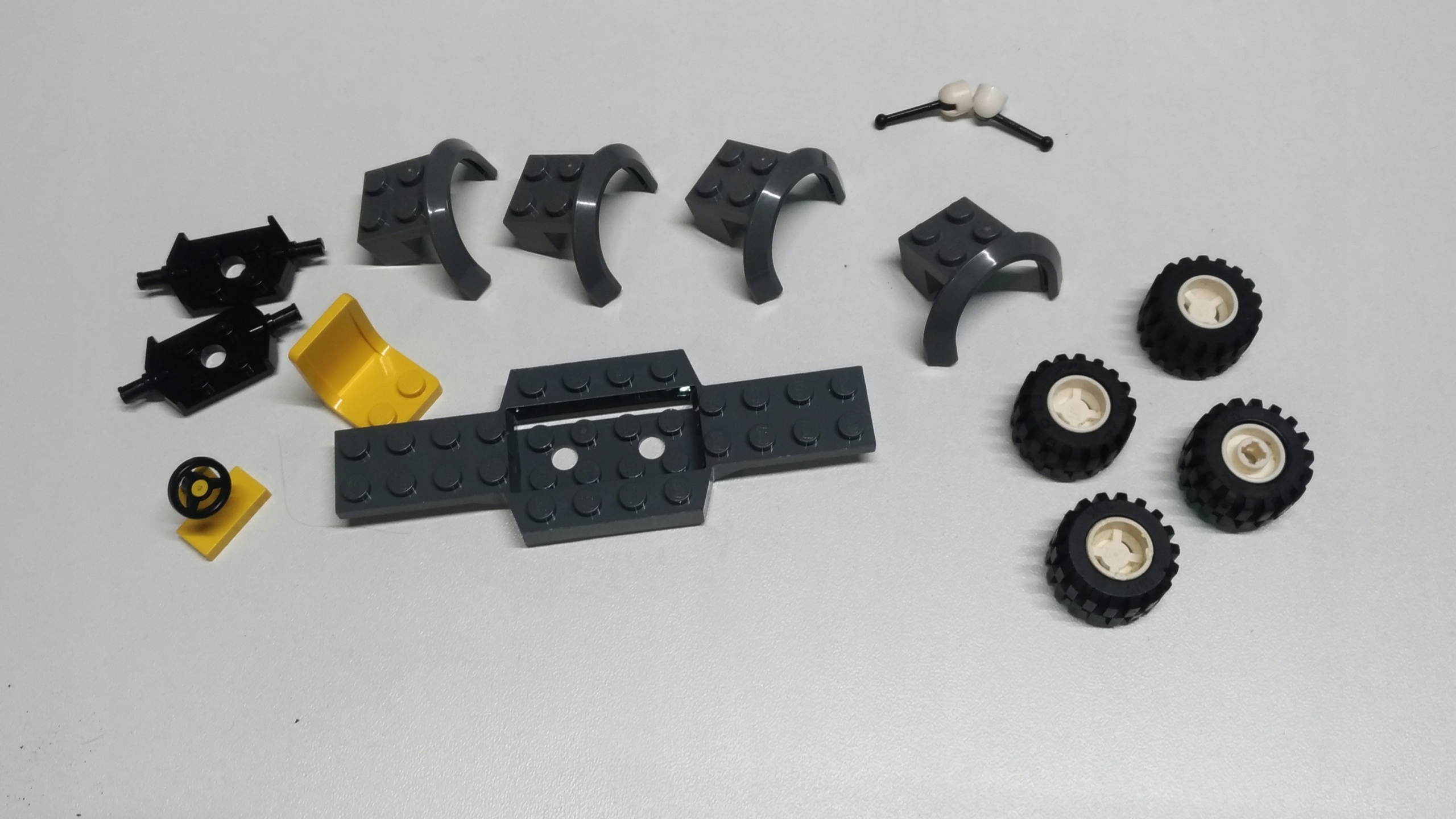 002. Lego zestaw do budowy aut 15 elementow 2 41a557f6f7fcdc90b392c23f303cc1b6