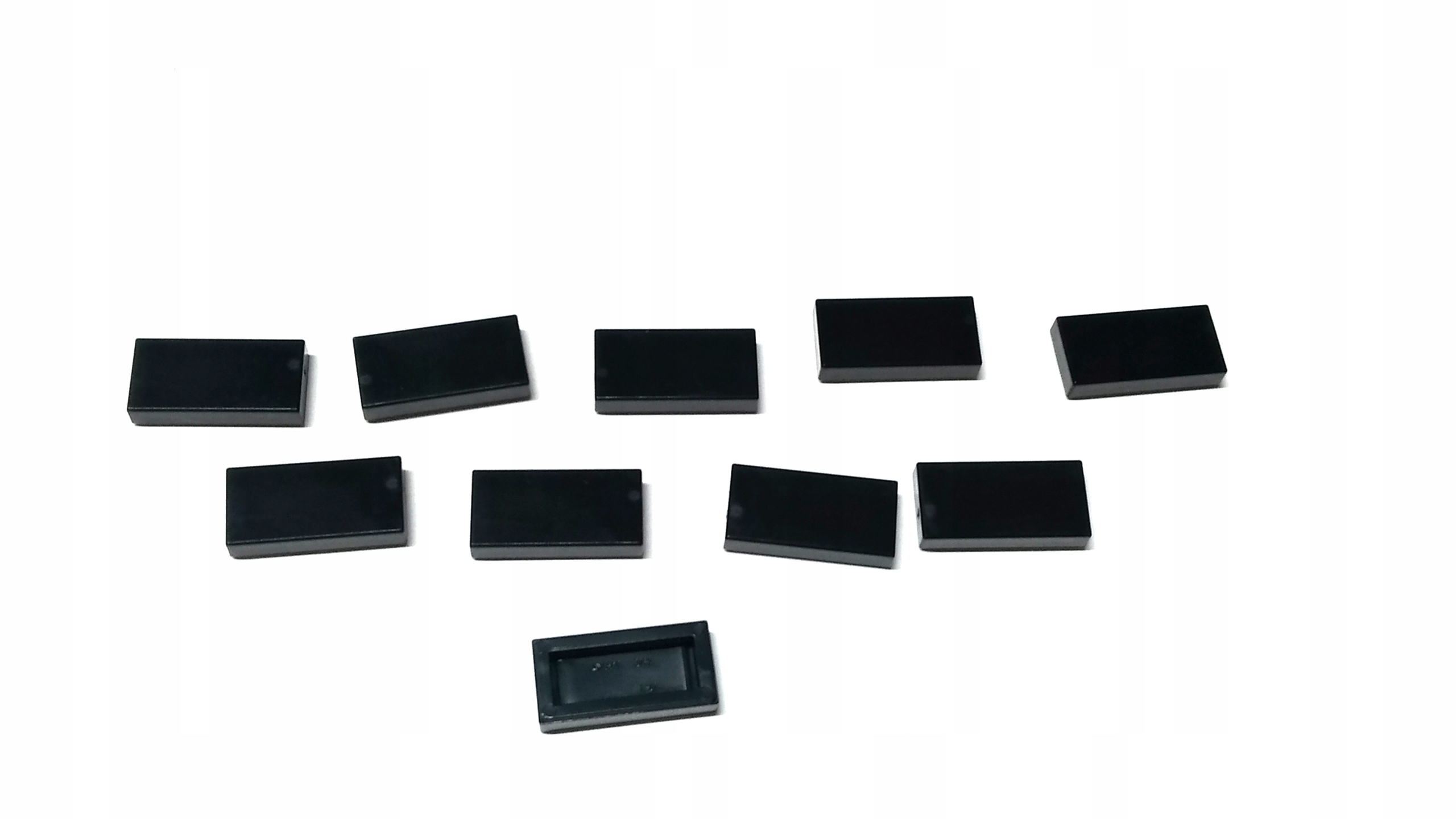190e. Lego 3069B Tile Płytka 1X2 czarna - 10 sztuk 1 d93d10176d95b9df146489b8f36fe4f2