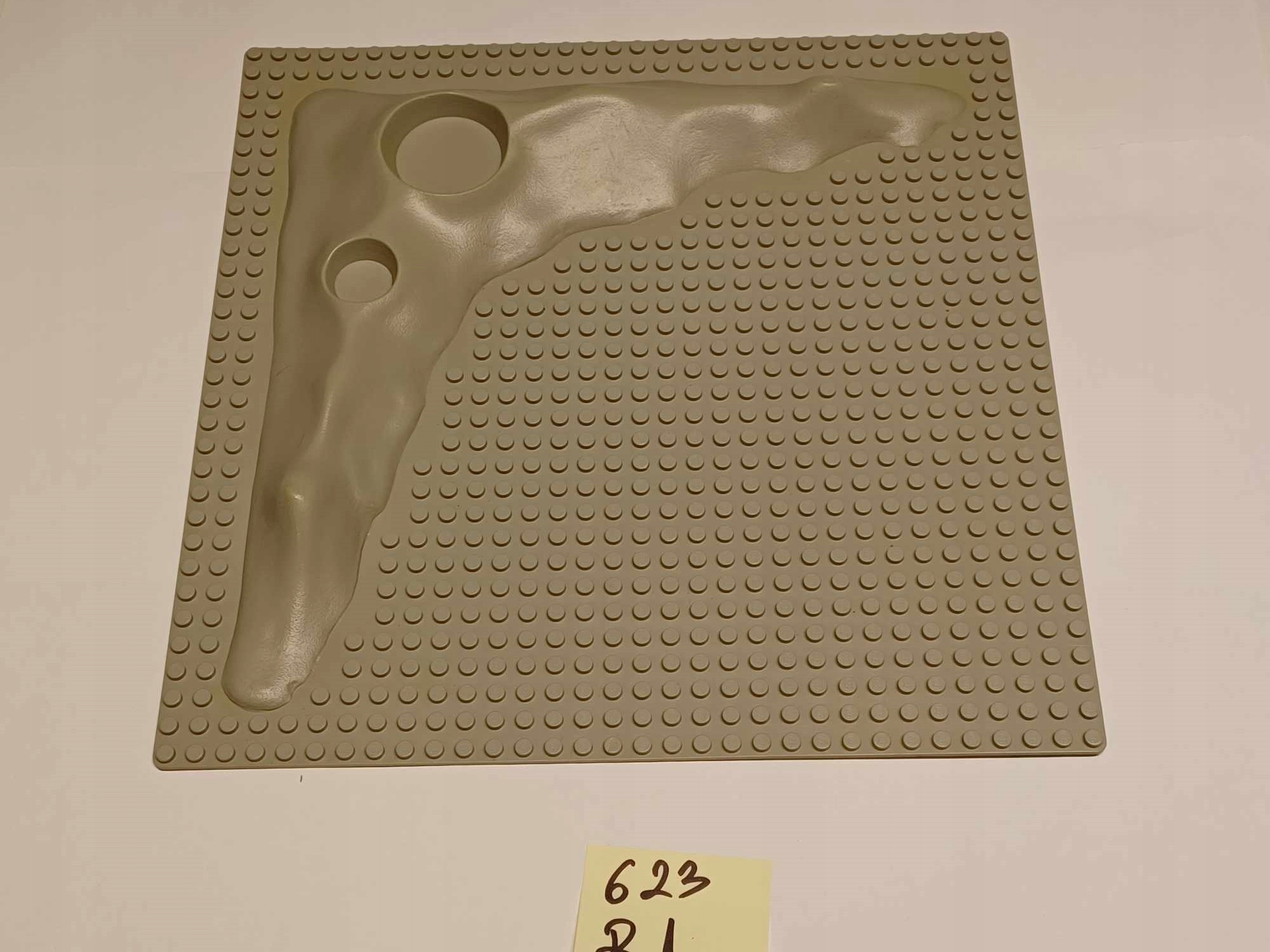623R1. LEGO płyta konstrukcyjna cieńka 32x32 cieńka 32x32 3947 1 83aaf9d0707479c229c8be54307999ca